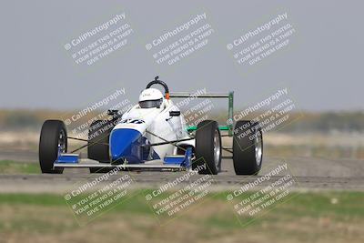 media/Oct-25-2025-CalClub SCCA (Sat) [[34c778dfbe]]/Group 3/Qualifying/